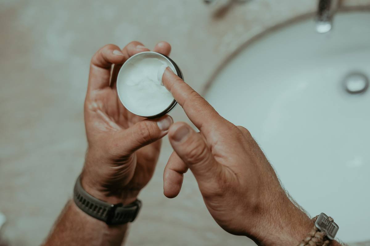 Beard Oils for Flaky Skin: How to Soothe, Nourish, and Stop the Itch for Good